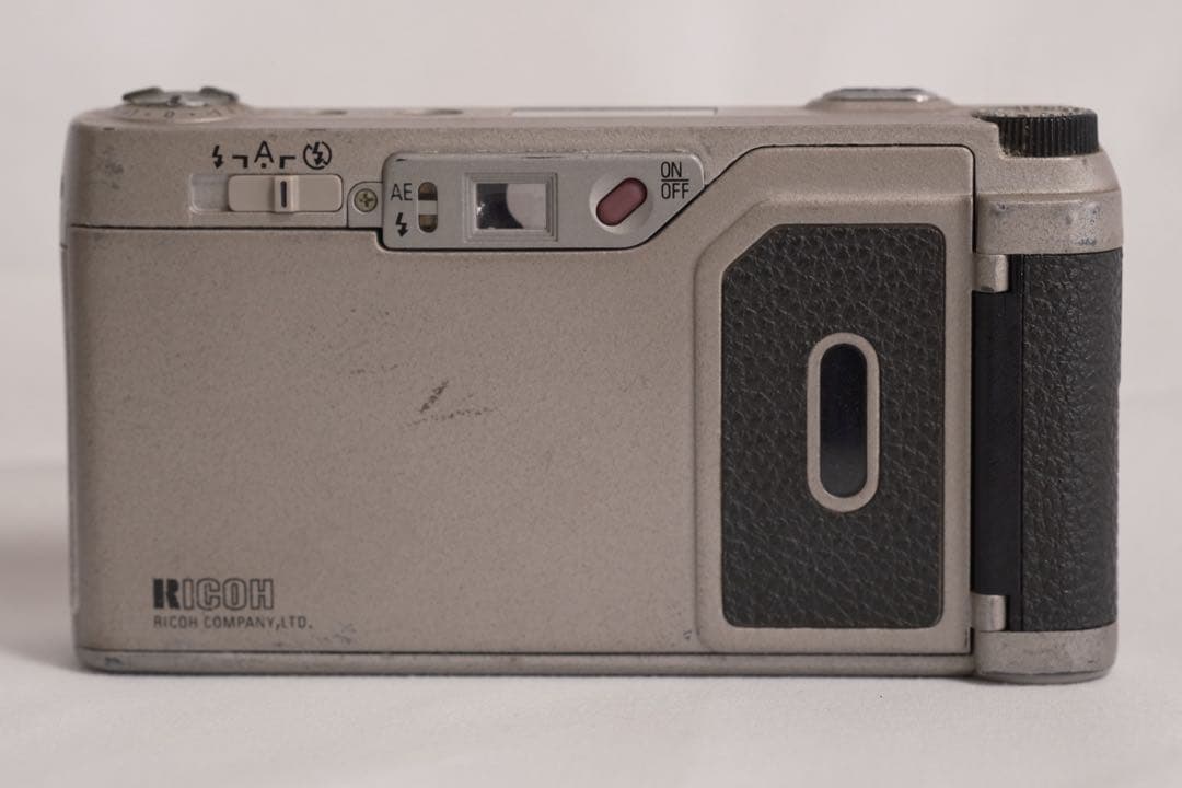Ricoh GR1 デイト付シルバー コンパクトフィルムカメラ