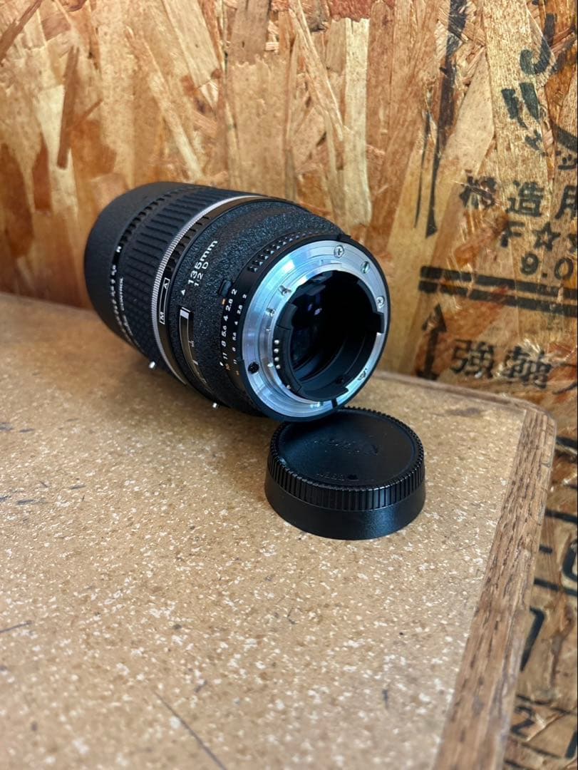 Nikon (ニコン) Ai AF DC-Nikkor 135mm F2