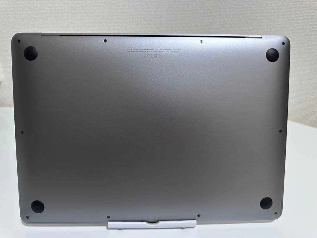 Macbook Air 13インチ M1 256GB 2020