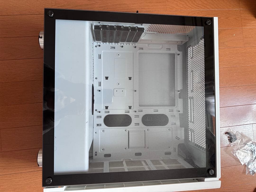 PCケース(自作PC用) Corsair Carbide series 275r white