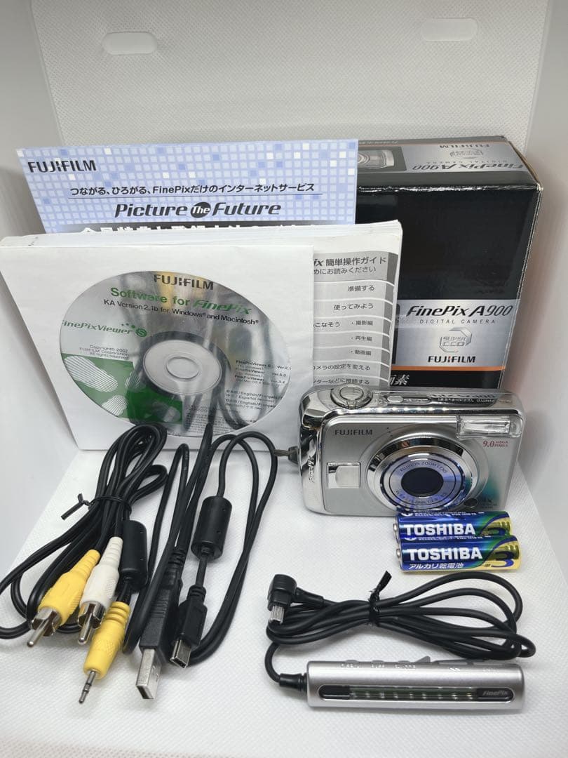 FUJIFILM FinePix A900 化粧箱付属品付き 動作確認済み