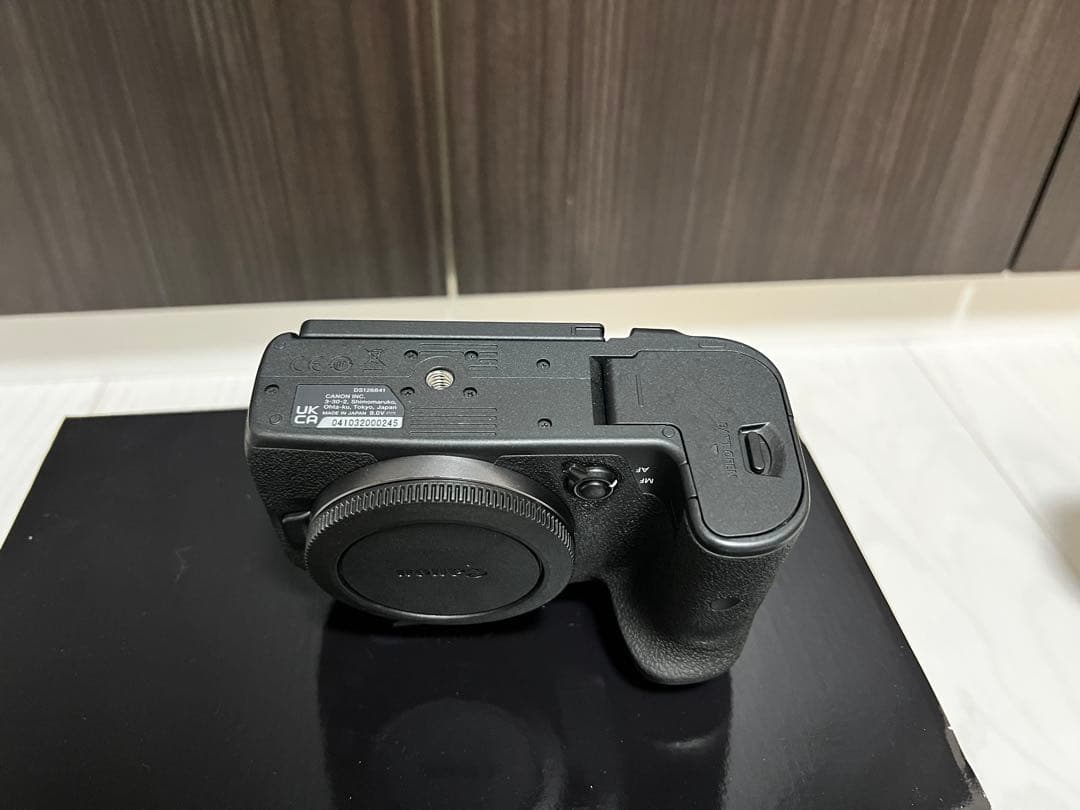 Canon EOS R7 ミラーレスカメラ