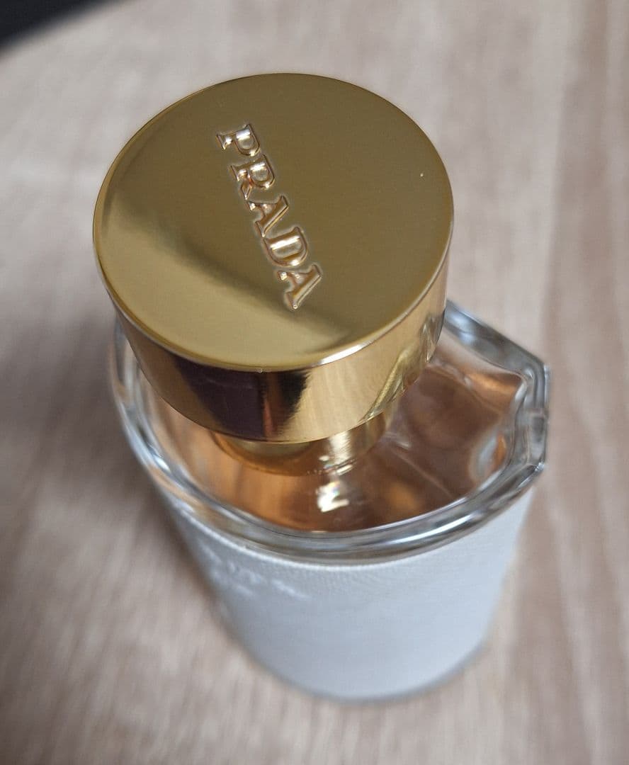 LA FEMME PRADA プラダ フェム オーデパルファム 50ml