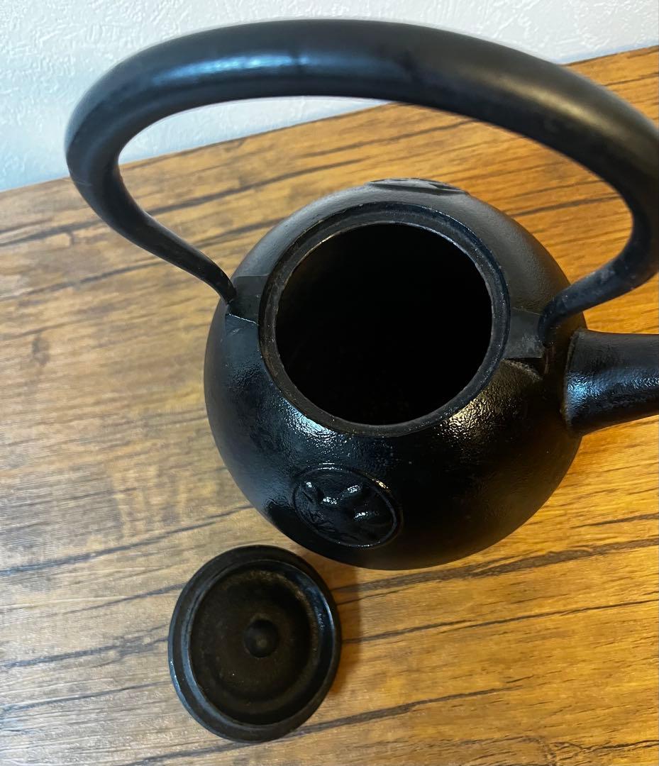 ディズニーデザインの南部鉄器（鉄瓶/急須）