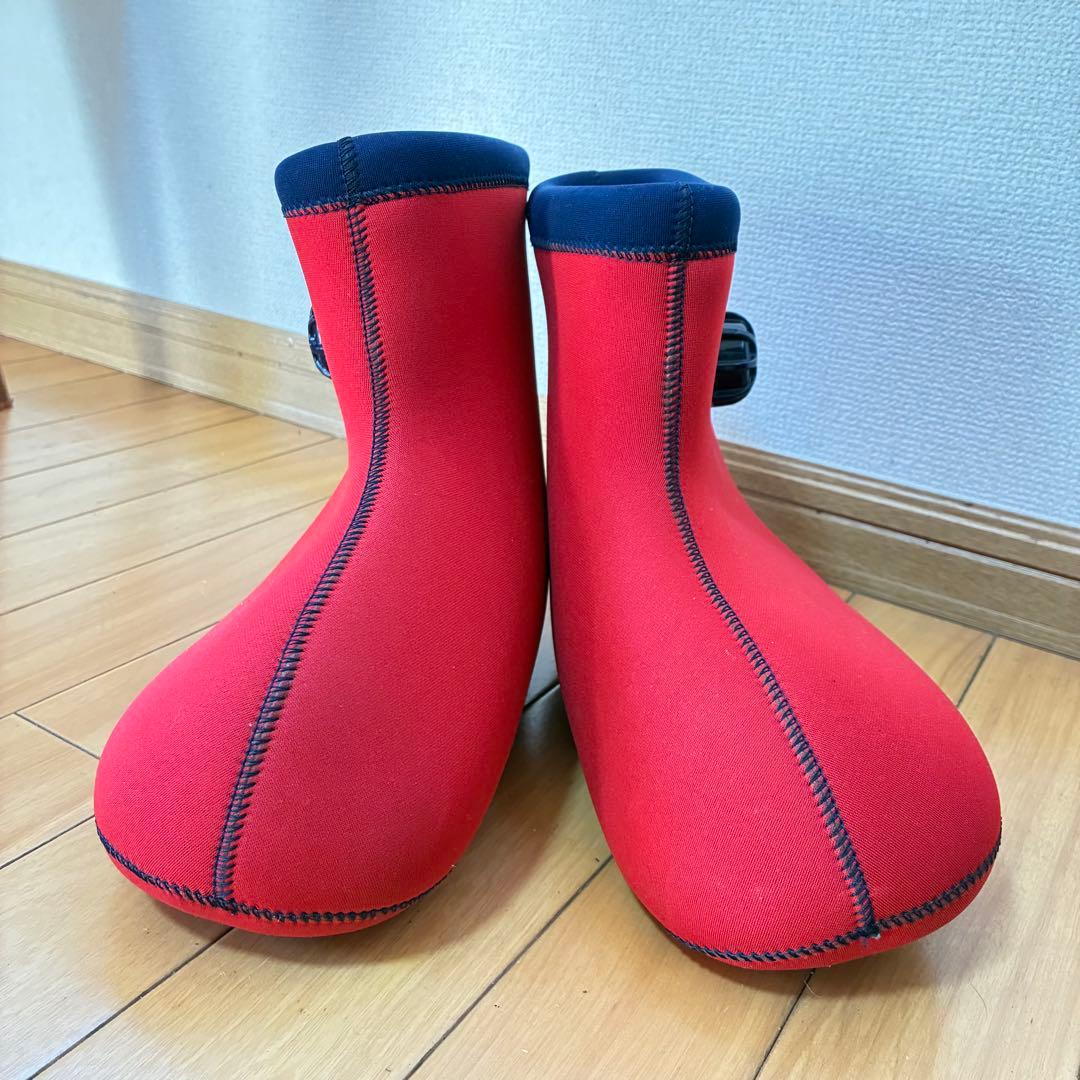 CLOZ 湯たんぽ 赤　注水口付き　足用　ブーツ