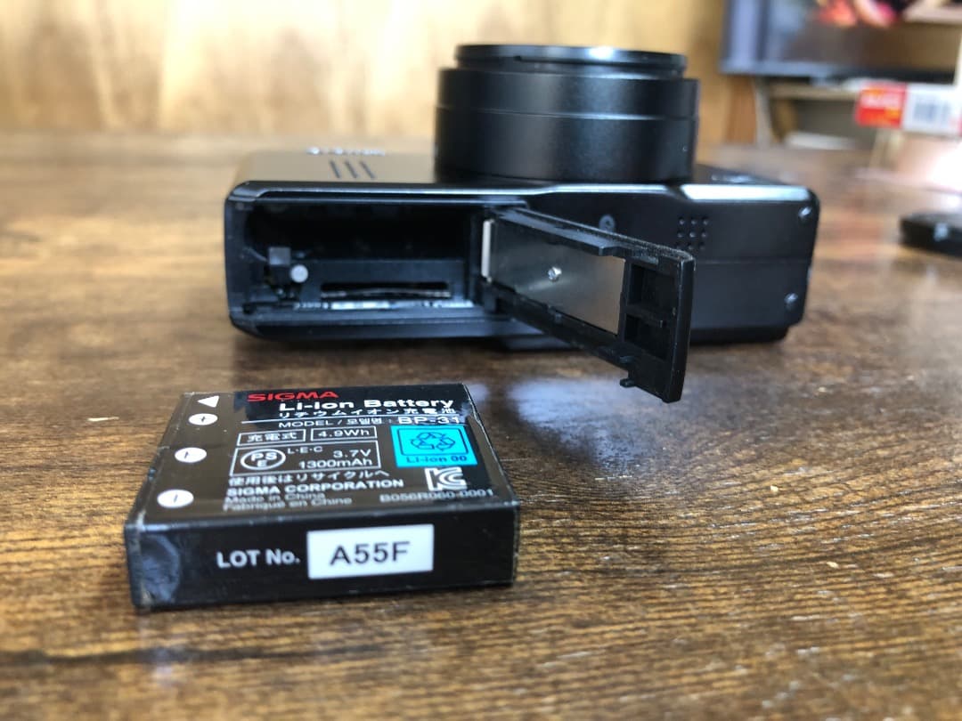 SIGMA DP2x シグマ Foveon センサー搭載デジタルカメラ