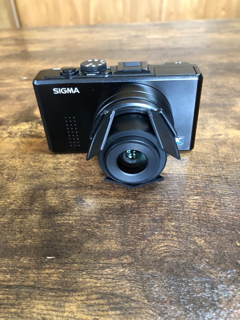 SIGMA DP2x シグマ Foveon センサー搭載デジタルカメラ