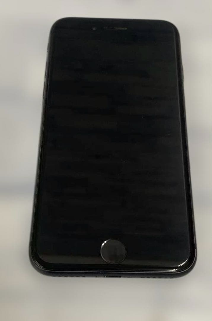 k1266Apple iPhone 8　64GB　ブラック