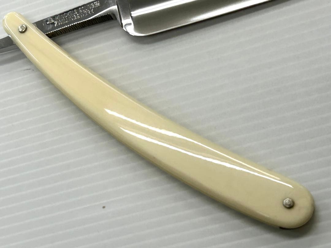 Q*e様 中古 美品 ヘンケルス 472