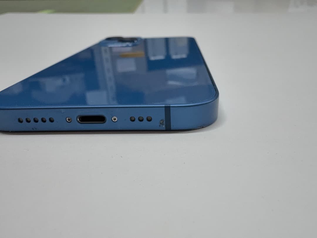 iPhone13 本体 128GB ブルー