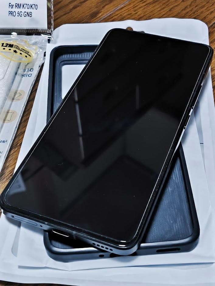 【中古・キレイ】POCO F6 Pro 512GB黒　120W充電器・カバー付き