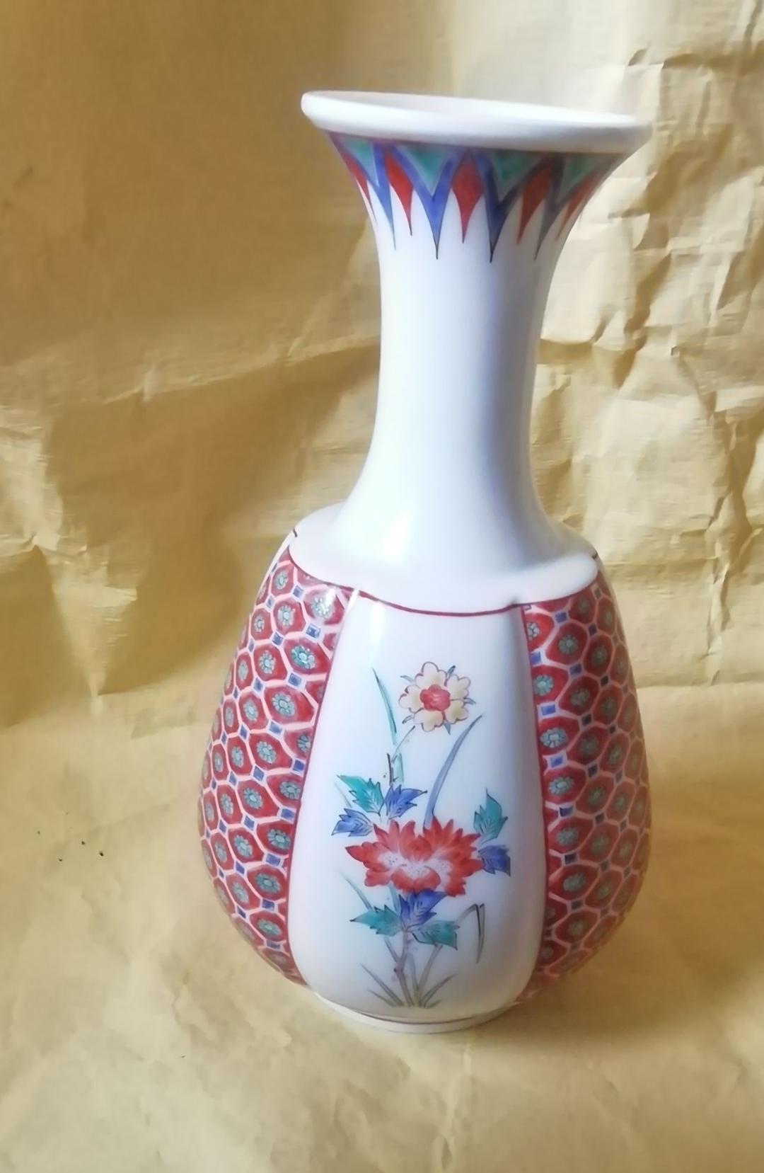 花瓶 　白磁