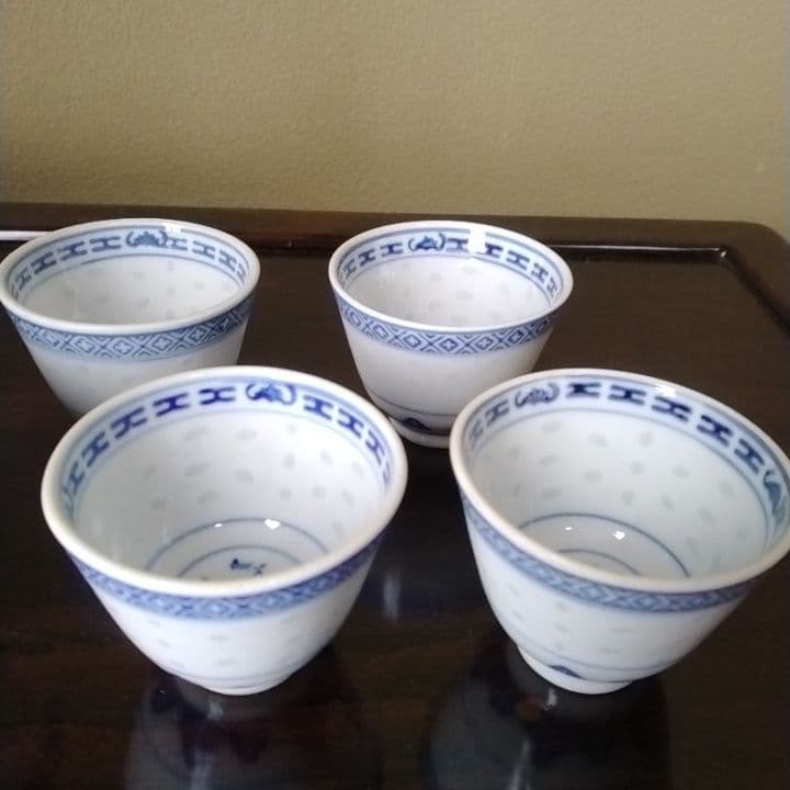 中国美術景徳鎮製煎茶セット5客プラス1です。
