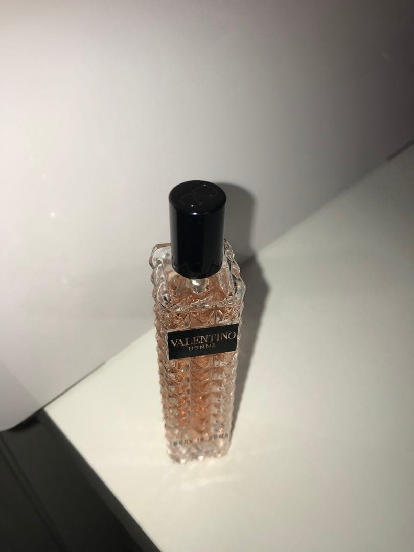 ほぼ未使用⭕️VALENTINO BORN IN ROMA ヴァレンティノ ドンナ