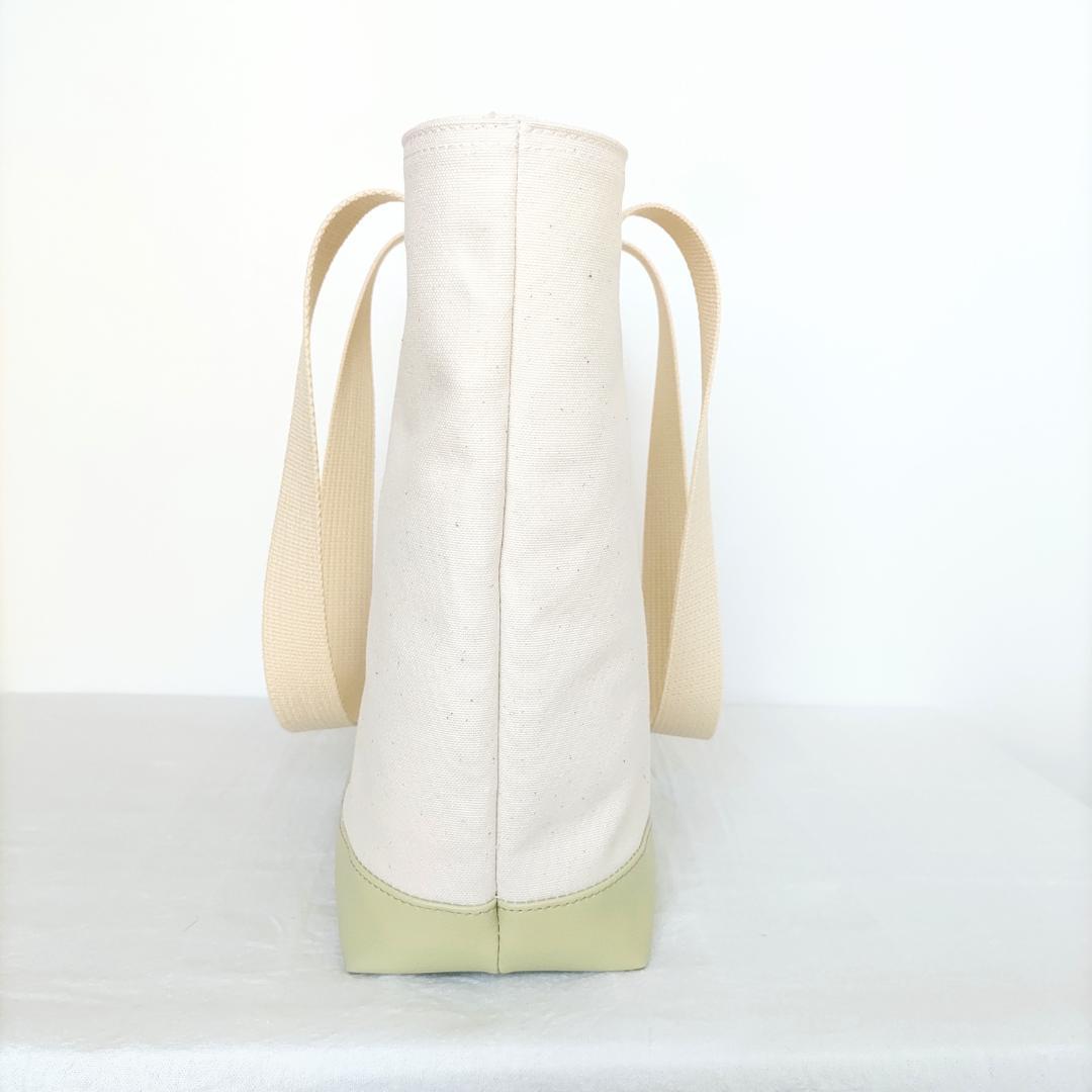 帆布と合皮を使ったトートバッグ　生成り×グリーン／ハンドメイド