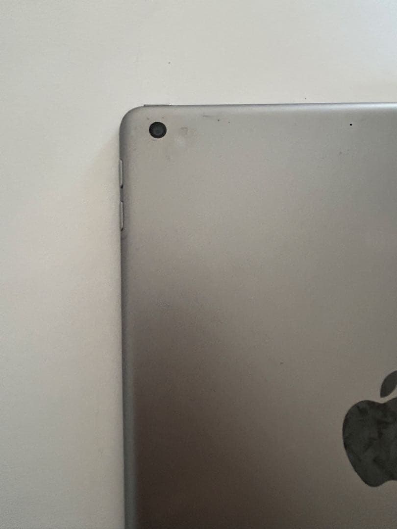 Apple iPad （第6世代）初期化済