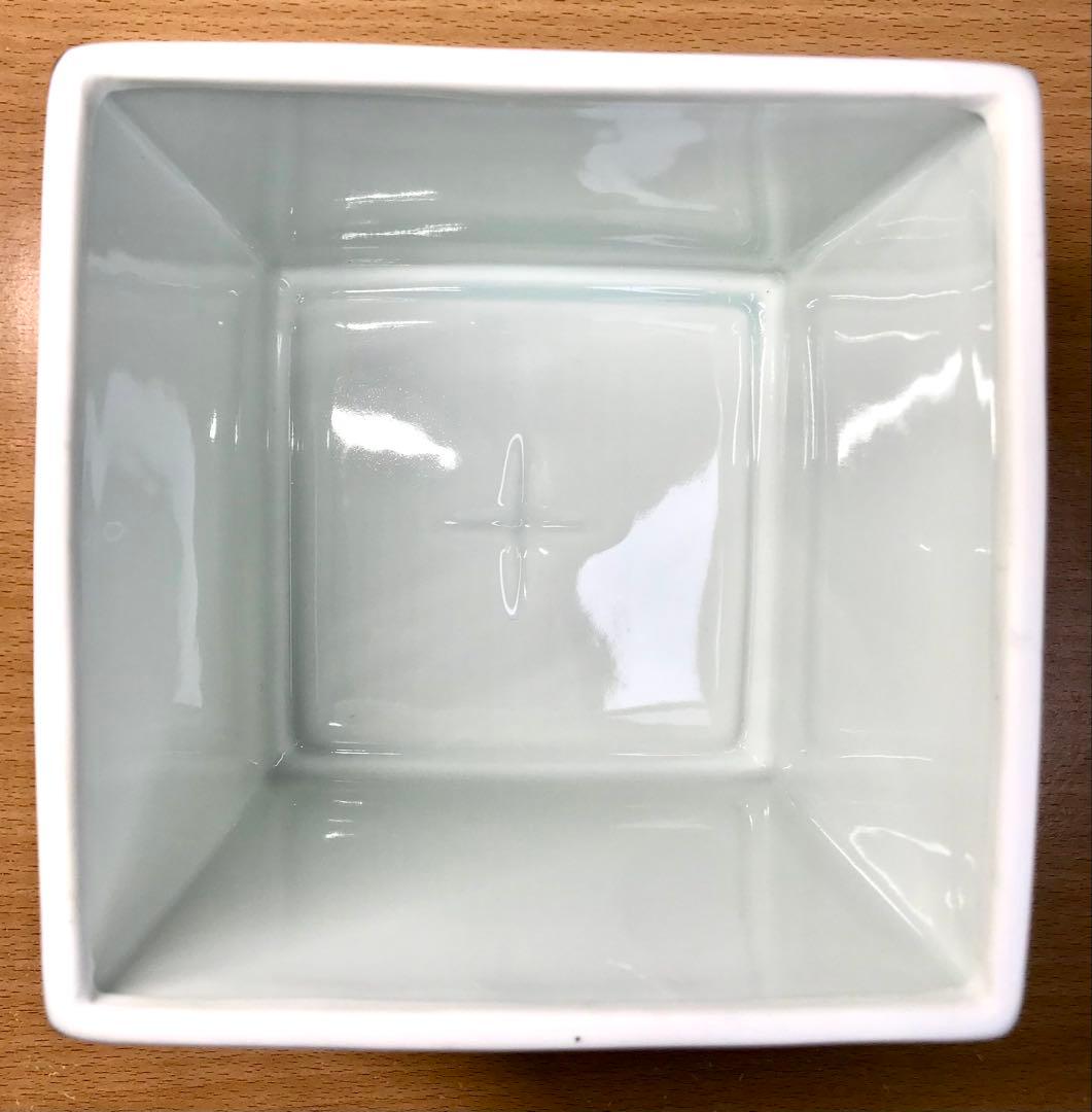 水指　染付　染付南海物語水指　龍峰窯　陶器製　茶道具　青白陶器 蓋付き容器