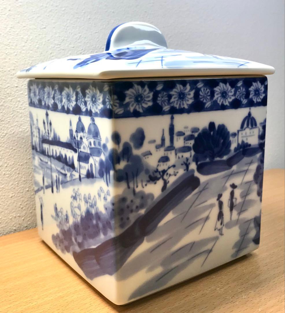 水指　染付　染付南海物語水指　龍峰窯　陶器製　茶道具　青白陶器 蓋付き容器