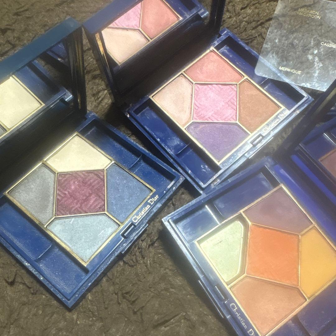 デパコスまとめ　未使用品と中古が混ざっています　24点