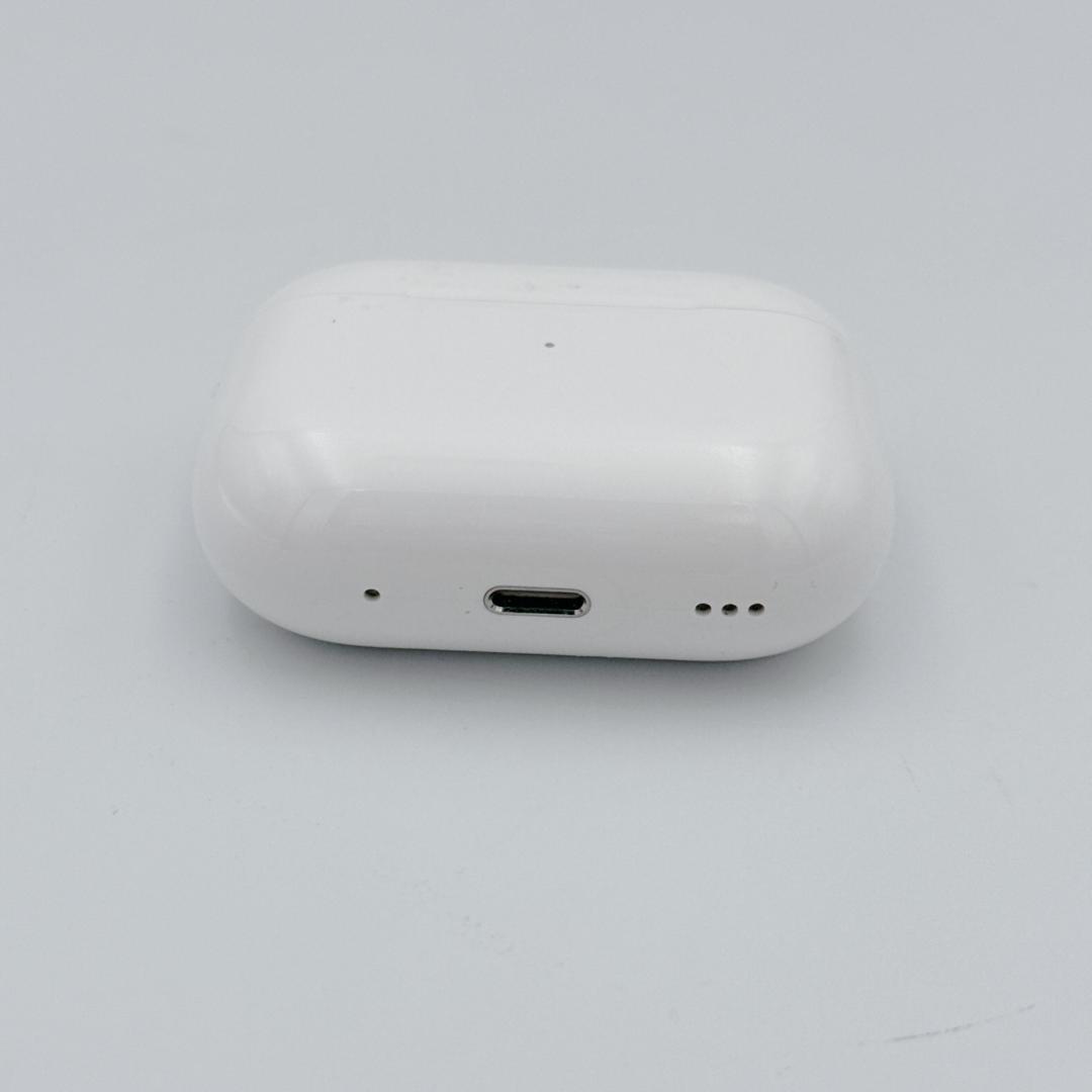 【美品】Apple AirPods Pro 第2世代 MagSafe充電ケース