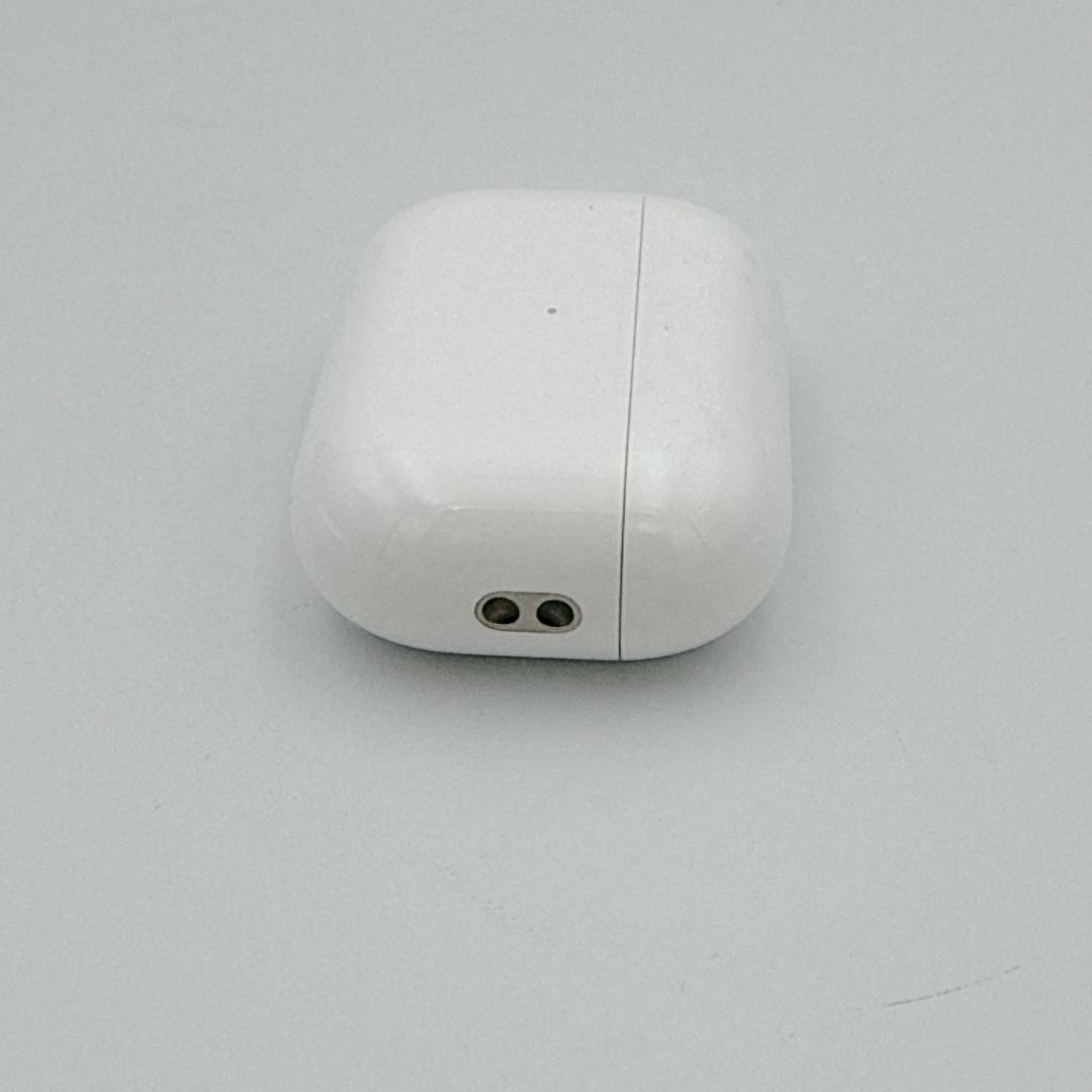 【美品】Apple AirPods Pro 第2世代 MagSafe充電ケース