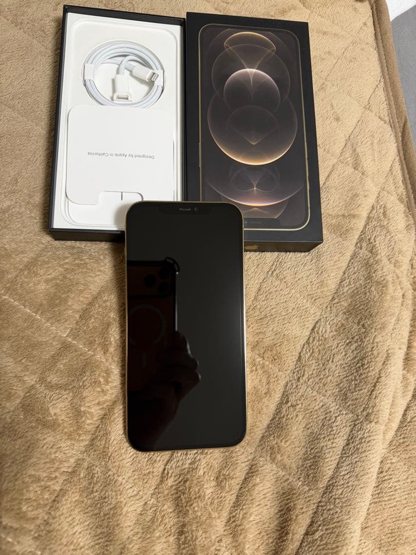iPhone 12 Pro Max 256GB ゴールド