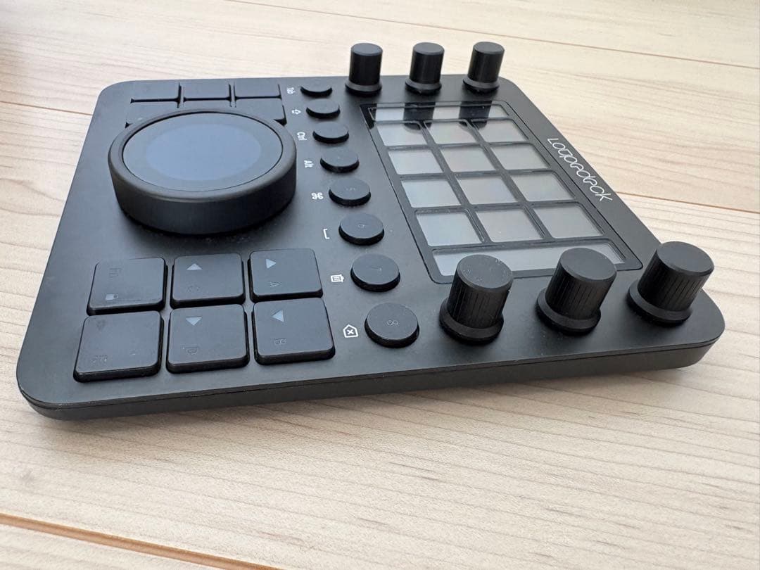 Loupedeck CT 左手デバイス　箱有り