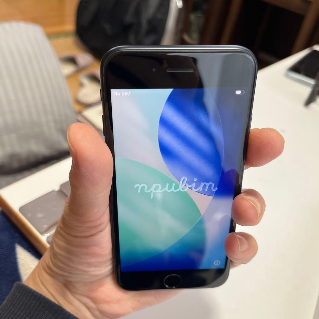 スマートフォン本体 iPhoneSE3 128g