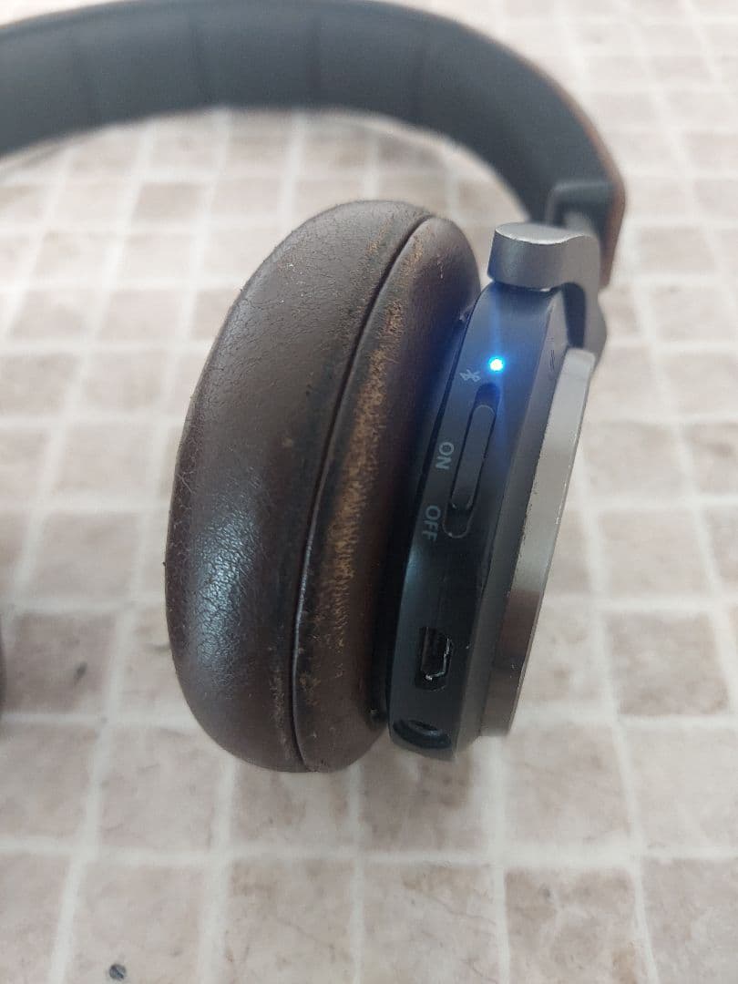 B&O H8 ワイヤレスヘッドホン 交換用イヤーパッド付き