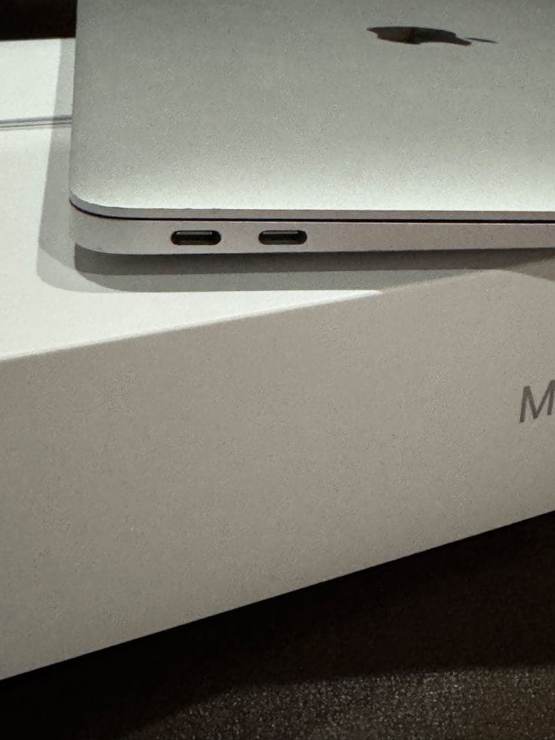 MacBook Air 13インチ M1 256GB メモリ8GB 2020