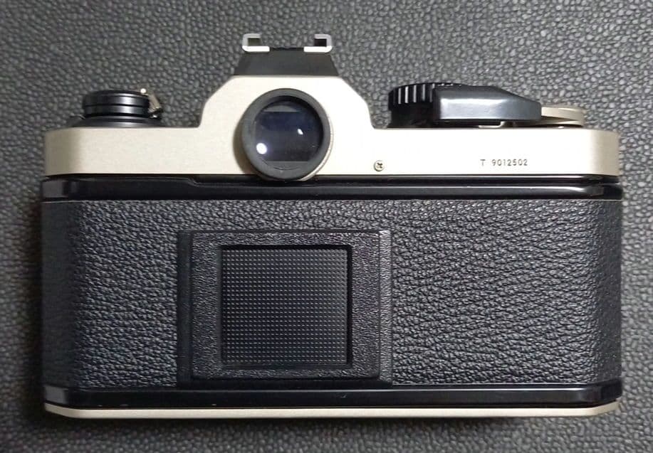 Nikon 一眼レフ FM2/T レンズ フィルター付き