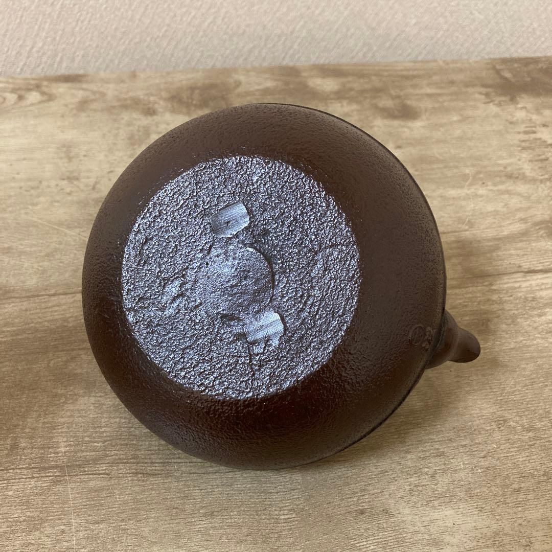 南部鉄器　鉄瓶　老舗丸善 南部盛栄堂（及源）松葉文　松ぼっくり摘み　ホーロー加工