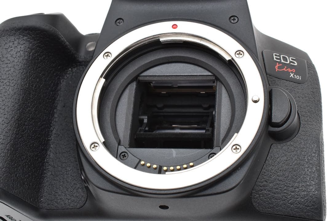 デジタルカメラ canon kiss x 10i /EF 18-55mm/EF 75-300mm