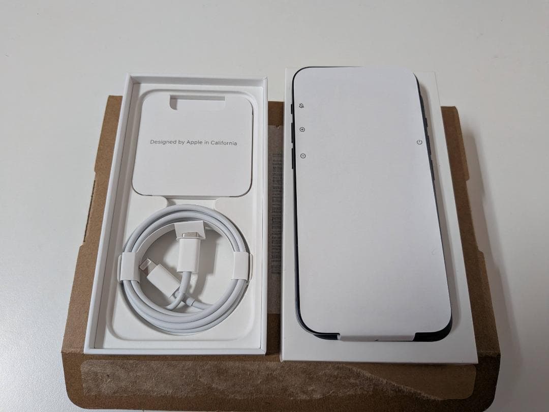 iPhone 13 mini 128GB ミッドナイト/iOS18/BT 86%