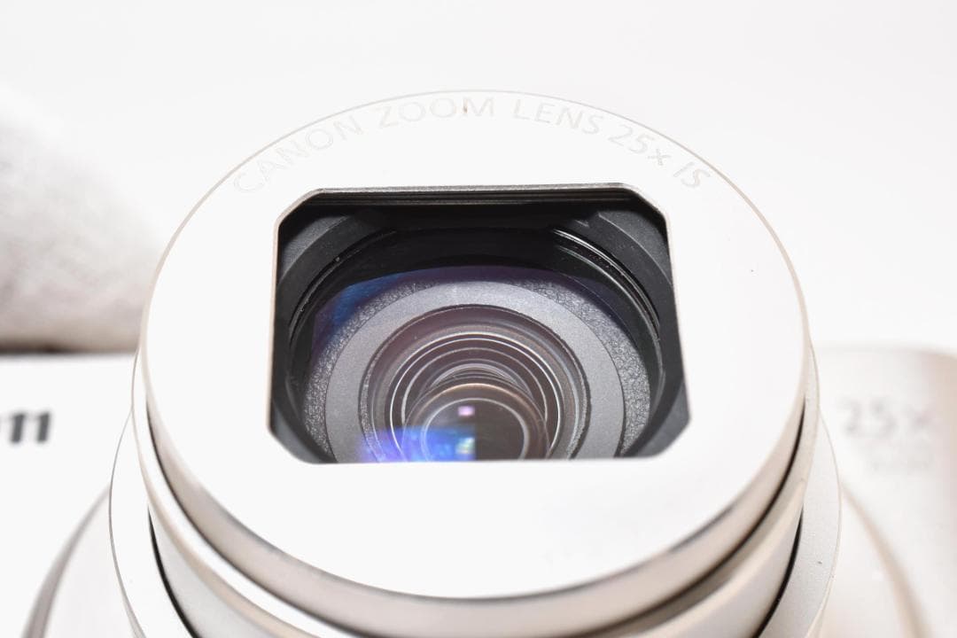 美品 Canon PowerShot SX620 HS ホワイト デジタルカメラ