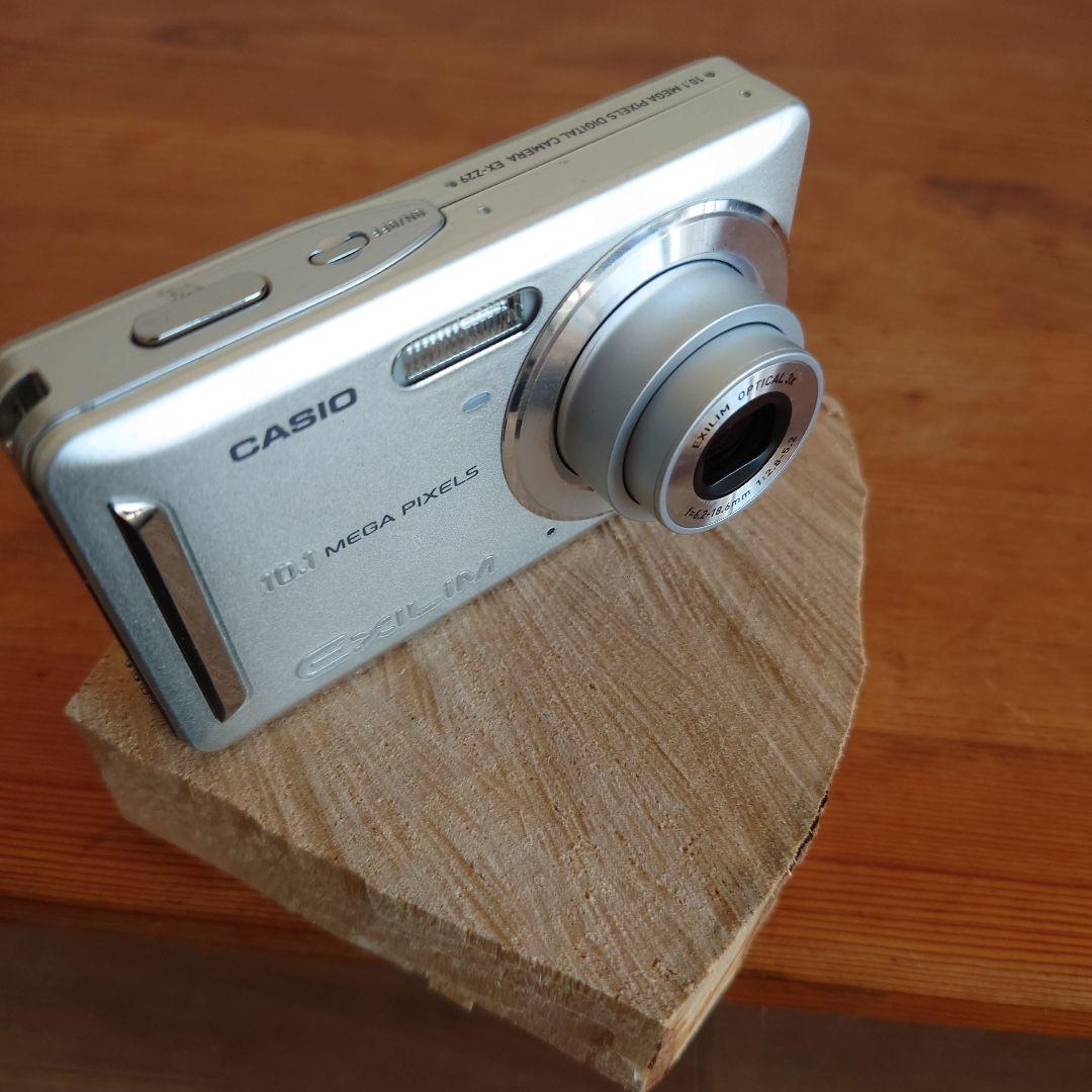 デジタルカメラ CASIO EXILIM EX-Z29