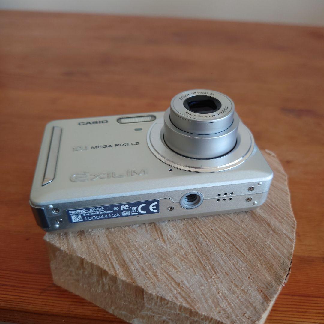 デジタルカメラ CASIO EXILIM EX-Z29