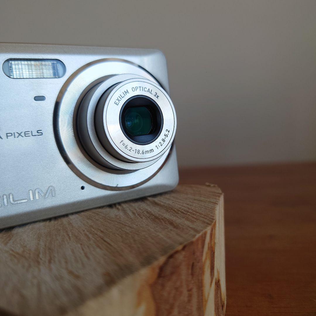 デジタルカメラ CASIO EXILIM EX-Z29