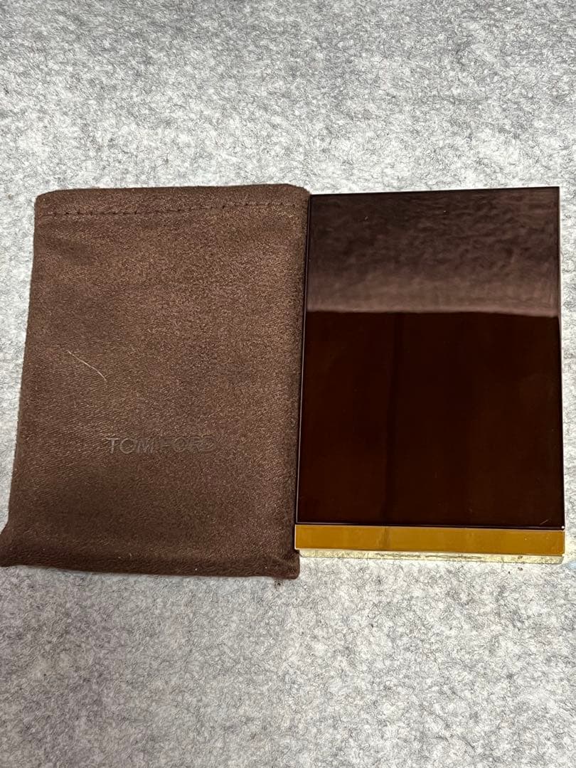 TOM FORD アイカラークォード 030 インソレントローズ