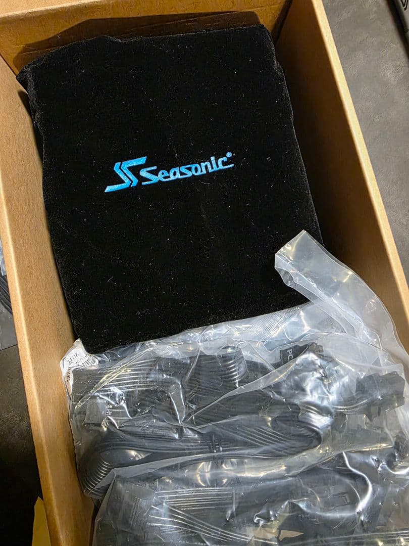 Seasonic TX-850 850W フルモジュラー電源