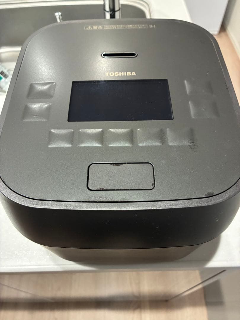 TOSHIBA 炊飯器 タッチパネル式 ブラック
