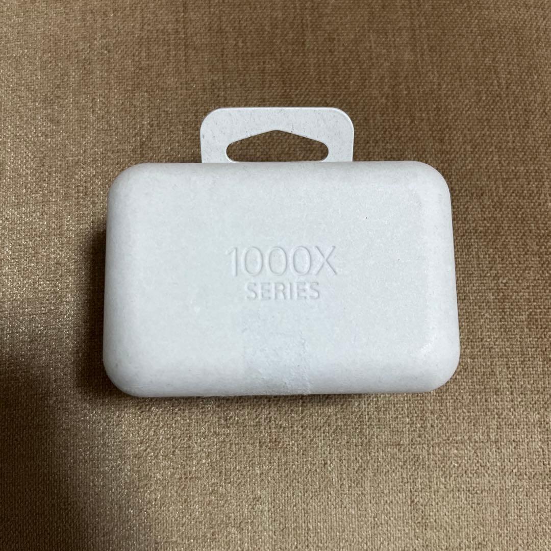 WF-1000XM4 ホワイト　イヤホン・ケース　ジャンク品