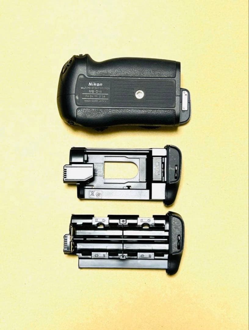 ニコン　D600ボディFX動作品　ジャンク　パワーパックセットNikon