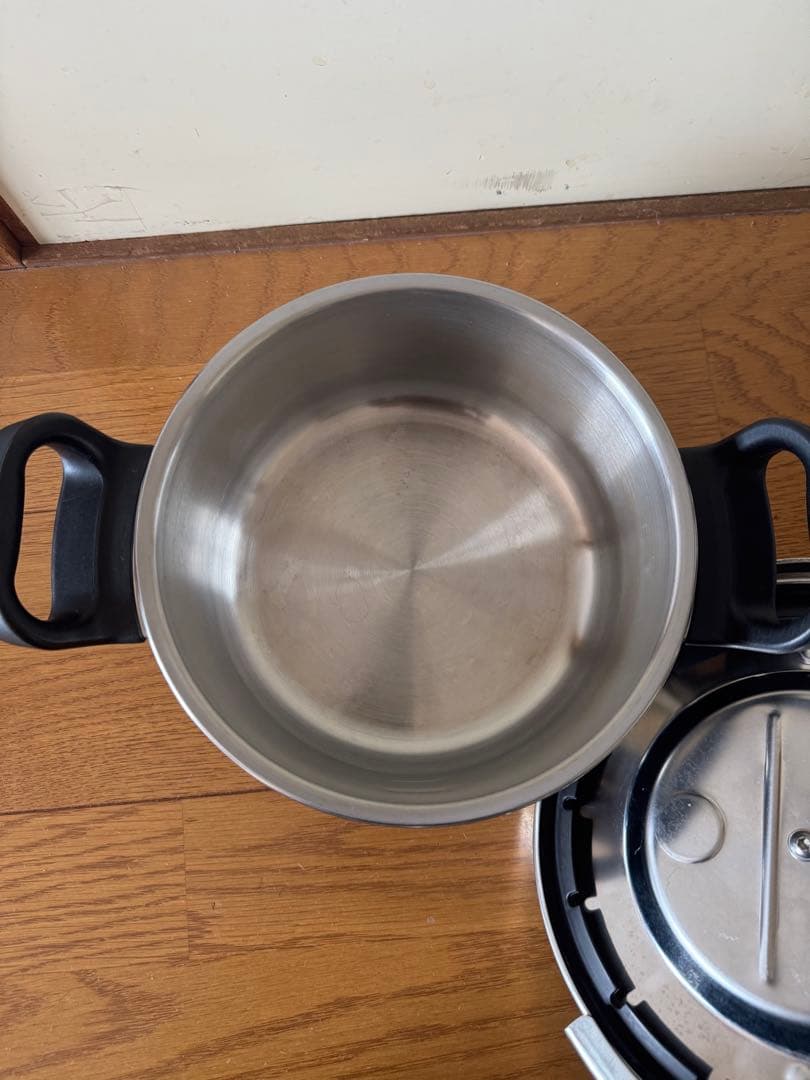 ティファール 圧力鍋　クリプソクレール3L