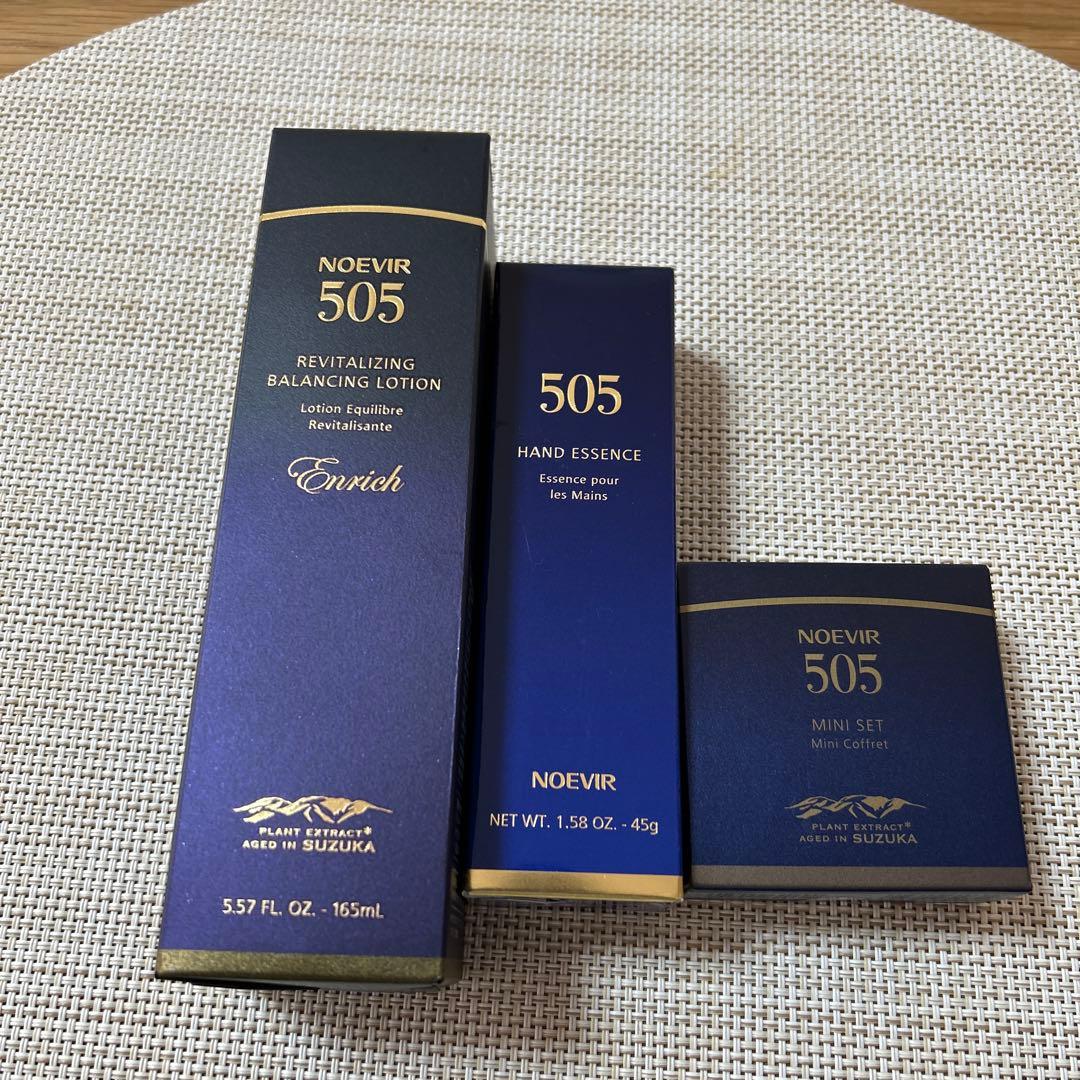 化粧水・ローション・トナー NOEVIR 505 REVITALIZING BALANCING