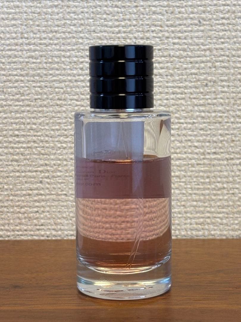 DIOR OUD ISPAHAN ディオール　ウード　イスパハン