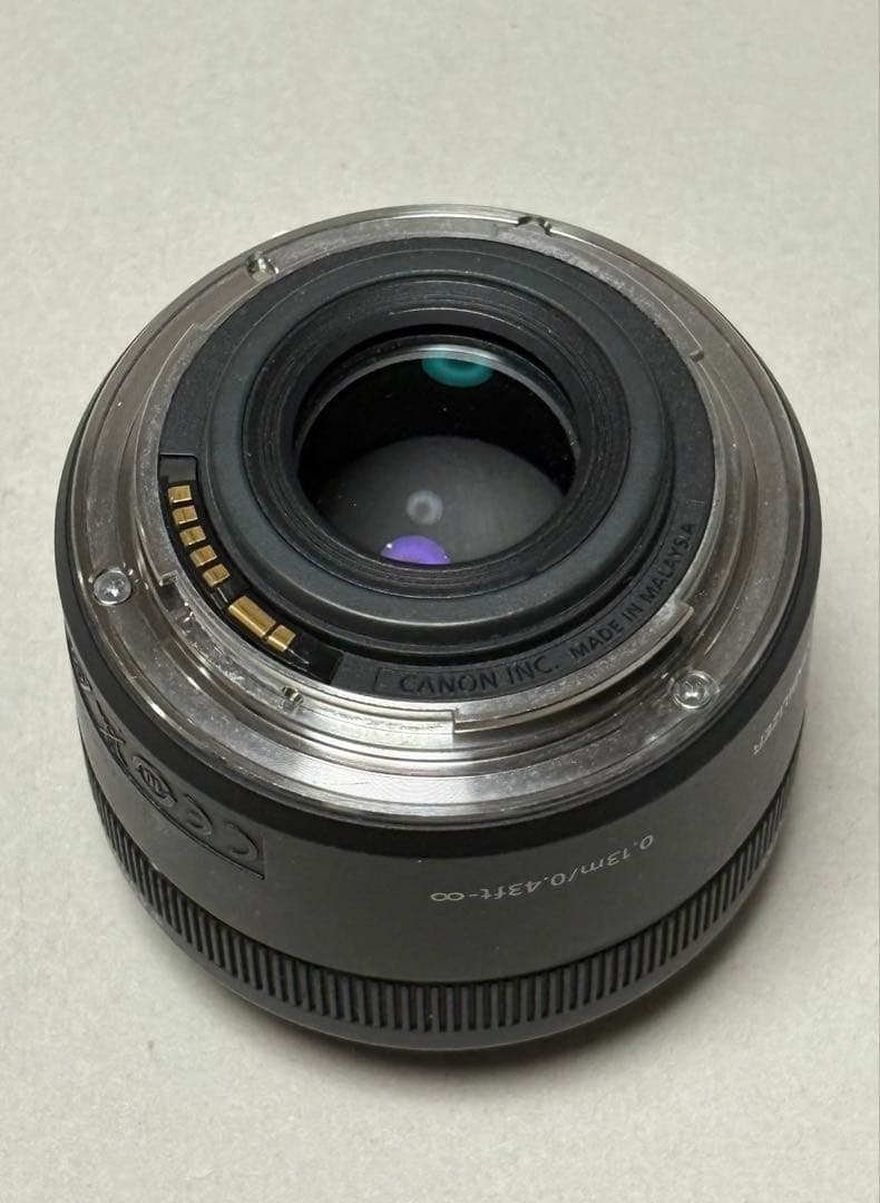 Canon EF-S 35mm f/2.8 マクロレンズ IS STM