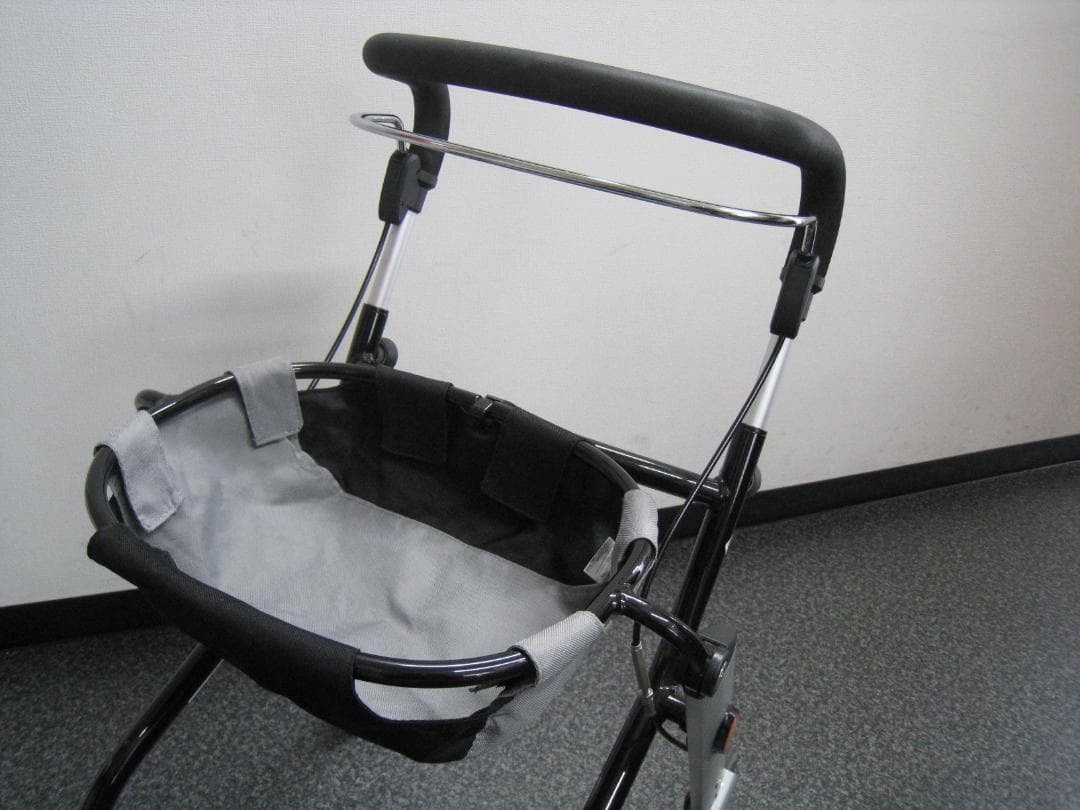 竹虎　室内向け 四輪歩行車 レッツゴーミニ 歩行車 歩行器 高齢者 ③