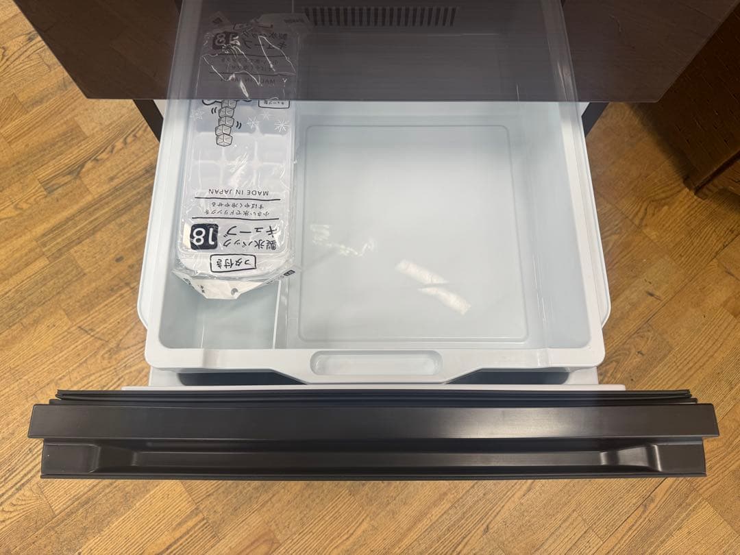 F065 Hisense 冷蔵庫 282L 2021年製 右開き