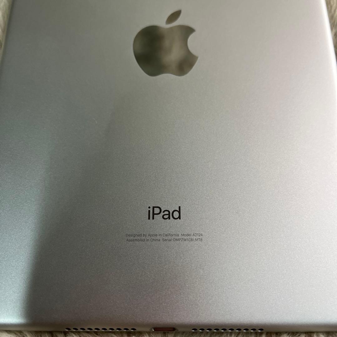 iPad mini (第５世代) Wi-Fi + Cellular シルバー